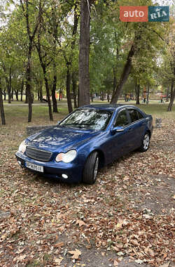 Mercedes-Benz C-Class  2002