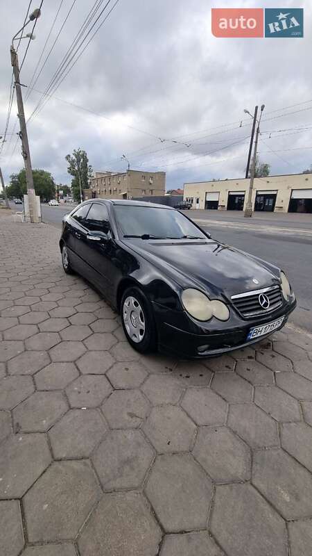 Mercedes C-Class 2002 года в Одессе