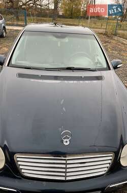 Mercedes-Benz C-Class  2001