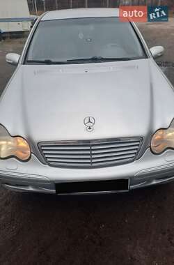Mercedes-Benz C-Class  2002