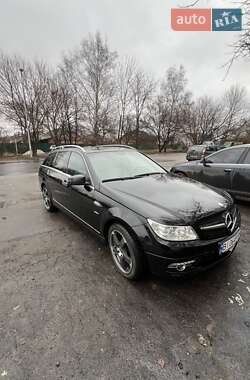 Mercedes-Benz C-Class 2009