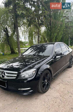 Mercedes-Benz C-Class  2011