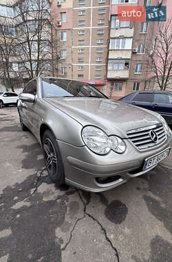 Mercedes-Benz C-Class  2004