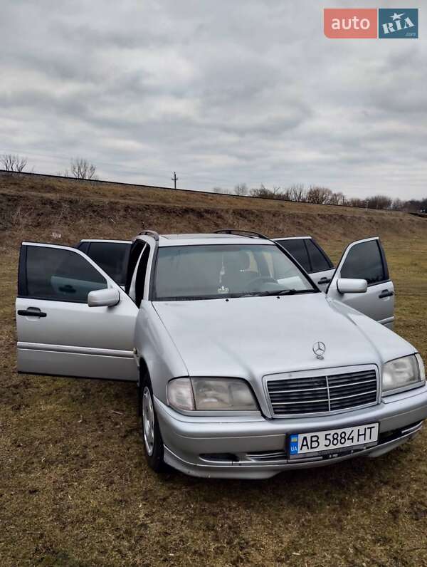 Mercedes C-Class 1999 року в Хмельницьку