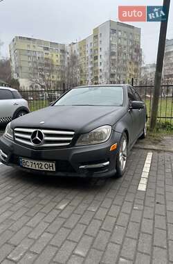 Mercedes-Benz C-Class  2011