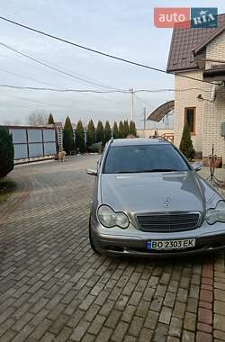 Mercedes-Benz C-Class 2004