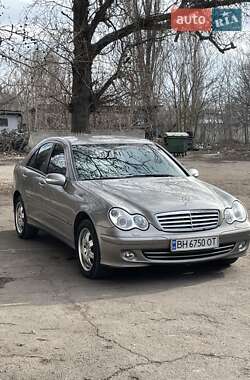 Mercedes-Benz C-Class 2006