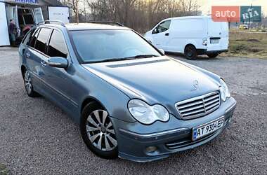 Mercedes-Benz C-Class  2004