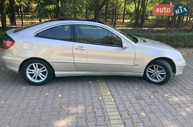 Mercedes-Benz C-Class  2001