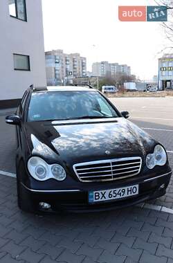 Mercedes-Benz C-Class  2004
