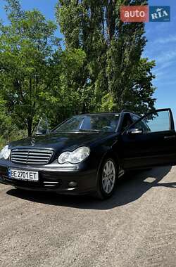Mercedes-Benz C-Class  2006