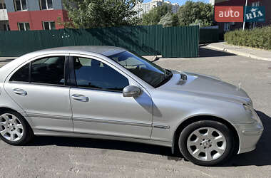 Mercedes-Benz C-Class  2004