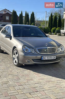 Mercedes-Benz C-Class  2004