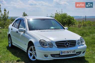 Mercedes-Benz C-Class  2004