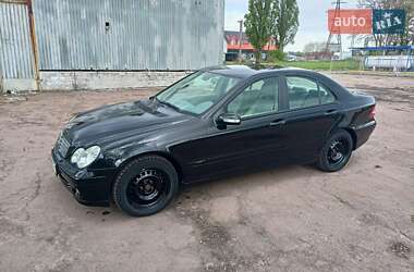 Mercedes-Benz C-Class  2004