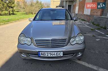 Mercedes-Benz C-Class  2005