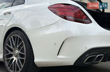 Mercedes-Benz C-Class  2019