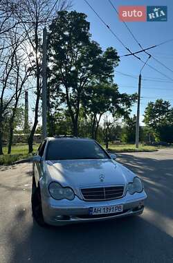 Mercedes-Benz C-Class  2001