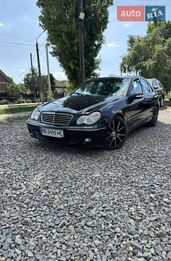 Mercedes-Benz C-Class  2005