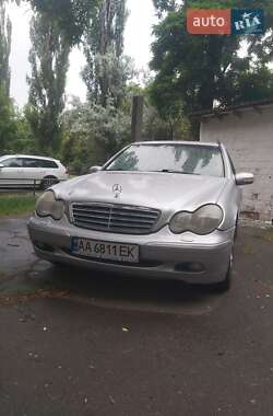 Mercedes-Benz C-Class  2001