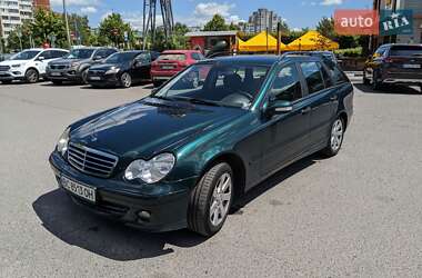 Mercedes-Benz C-Class  2005