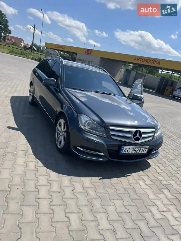 Mercedes-Benz C-Class