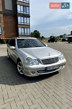 Mercedes-Benz C-Class  2004