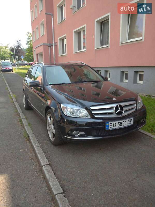 Универсал Mercedes-Benz C-Class