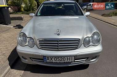 Mercedes-Benz C-Class  2006