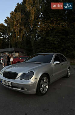 Mercedes-Benz C-Class  2001