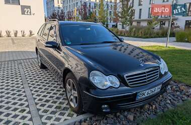 Mercedes-Benz C-Class  2006