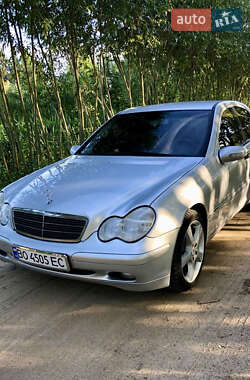 Mercedes-Benz C-Class 2003