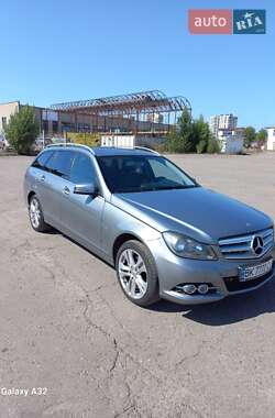 Mercedes-Benz C-Class 2012