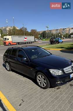 Mercedes-Benz C-Class  2010