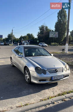 Mercedes-Benz C-Class  2001