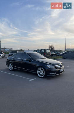 Mercedes-Benz C-Class  2011