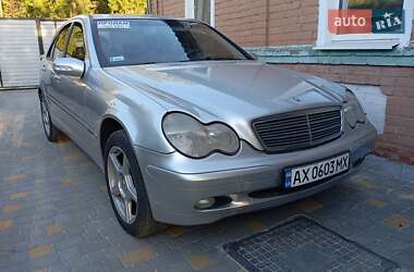 Mercedes-Benz C-Class  2001