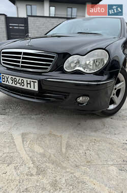 Mercedes-Benz C-Class  2004