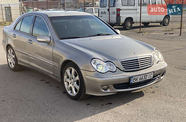 Mercedes-Benz C-Class  2003