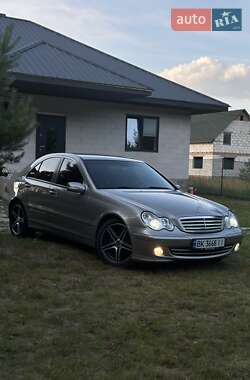 Mercedes-Benz C-Class  2007