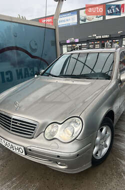 Mercedes-Benz C-Class  2003