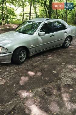 Mercedes-Benz C-Class  1998