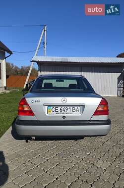 Mercedes-Benz C-Class  1994