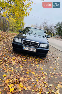 Mercedes-Benz C-Class  1995