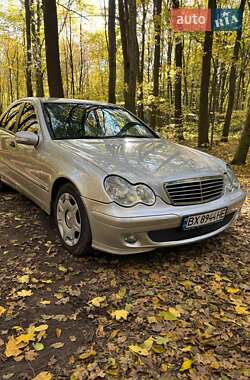 Mercedes-Benz C-Class  2004