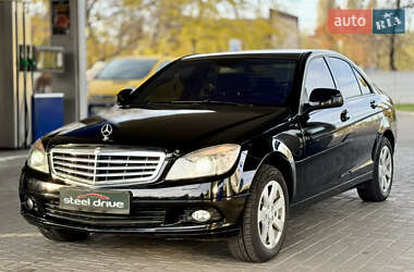 Mercedes-Benz C-Class 2007