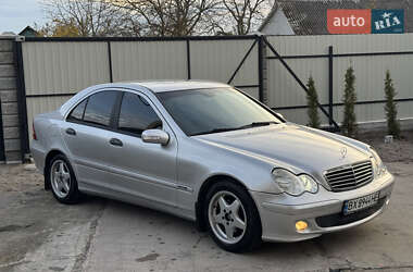 Mercedes-Benz C-Class 2004