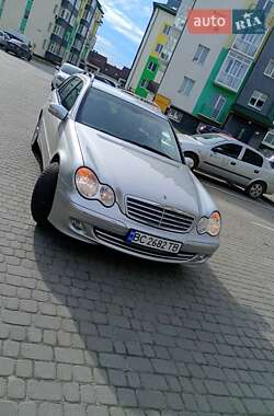 Mercedes-Benz C-Class 2004