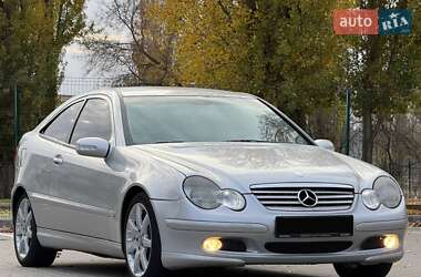 Mercedes-Benz C-Class  2001