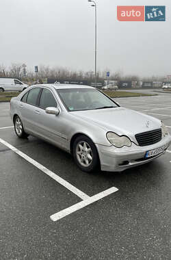 Mercedes-Benz C-Class  2000